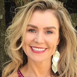 Meet your Posher, Jo-ann